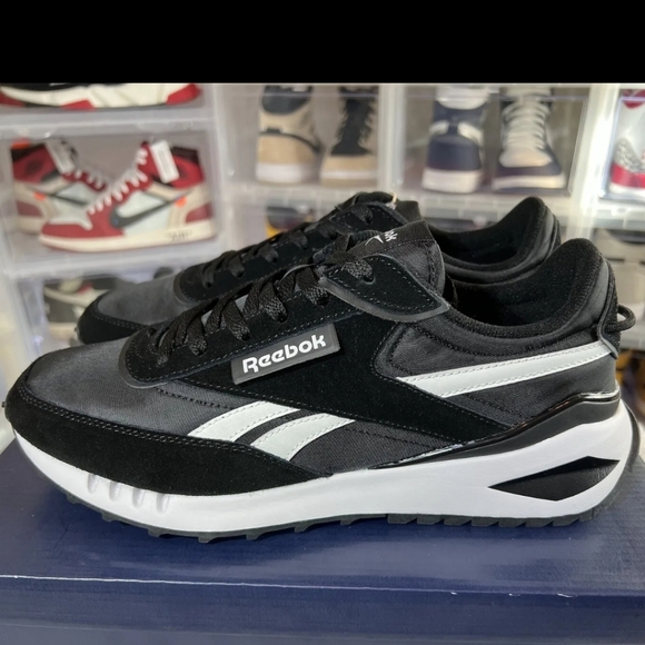 Brand new Reebok Forte Racer running shoes size 10 - Picture 2 of 4